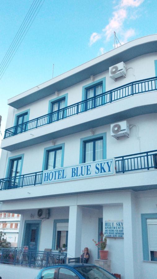 Blue Sky Apartments Karpathos Town  Exterior photo